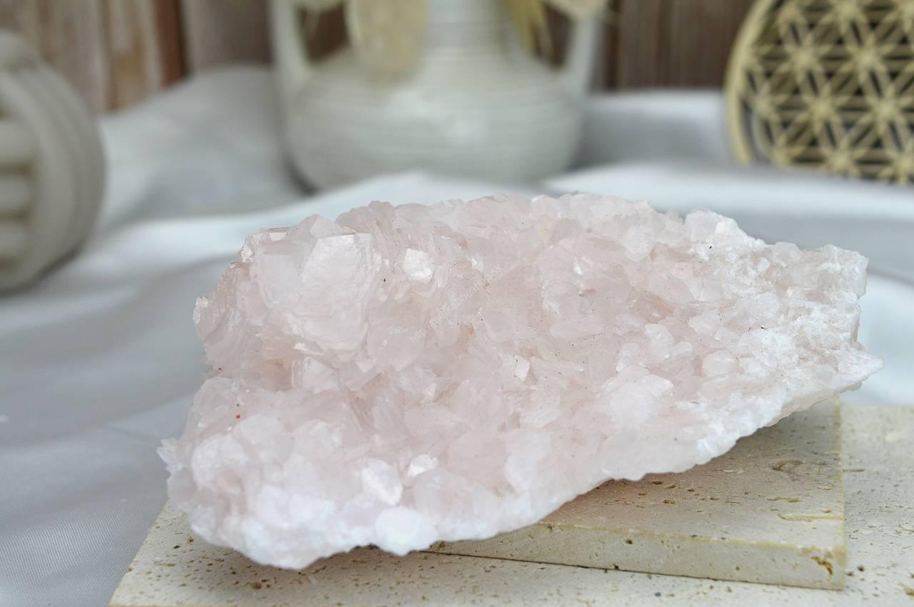 Drúza MANGANOKALCIT #5- Láska, Harmonizácia solar plexus, Vnútorný pokoj, Liečenie zranenej Duše – Obrázok 3