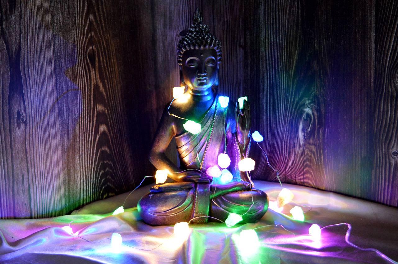 LED svetelná reťaz - MIX surových DRAHOKAMOV cca 19 kamienkov , 227cm