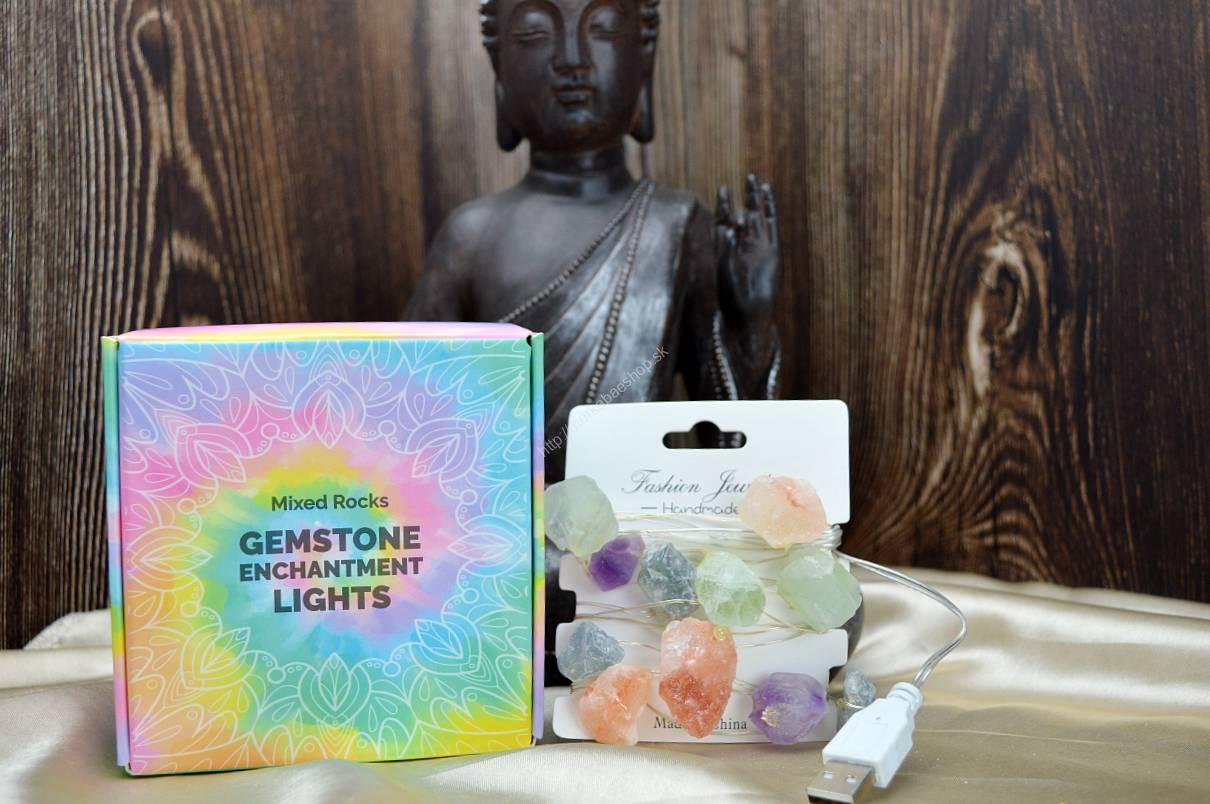 LED svetelná reťaz - MIX surových DRAHOKAMOV cca 19 kamienkov , 227cm