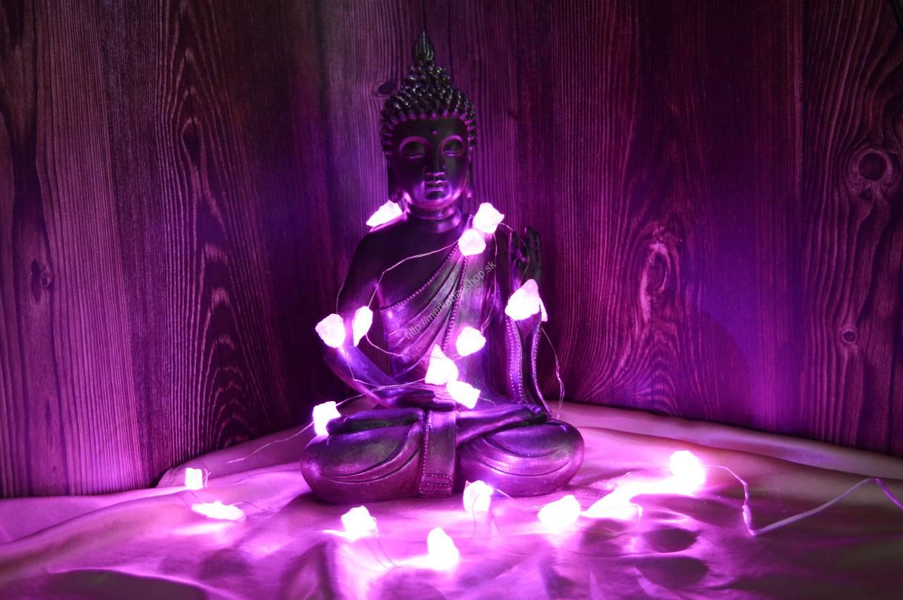 LED svetelná reťaz - surový RUŽENÍN cca 19 kamienkov , 227cm