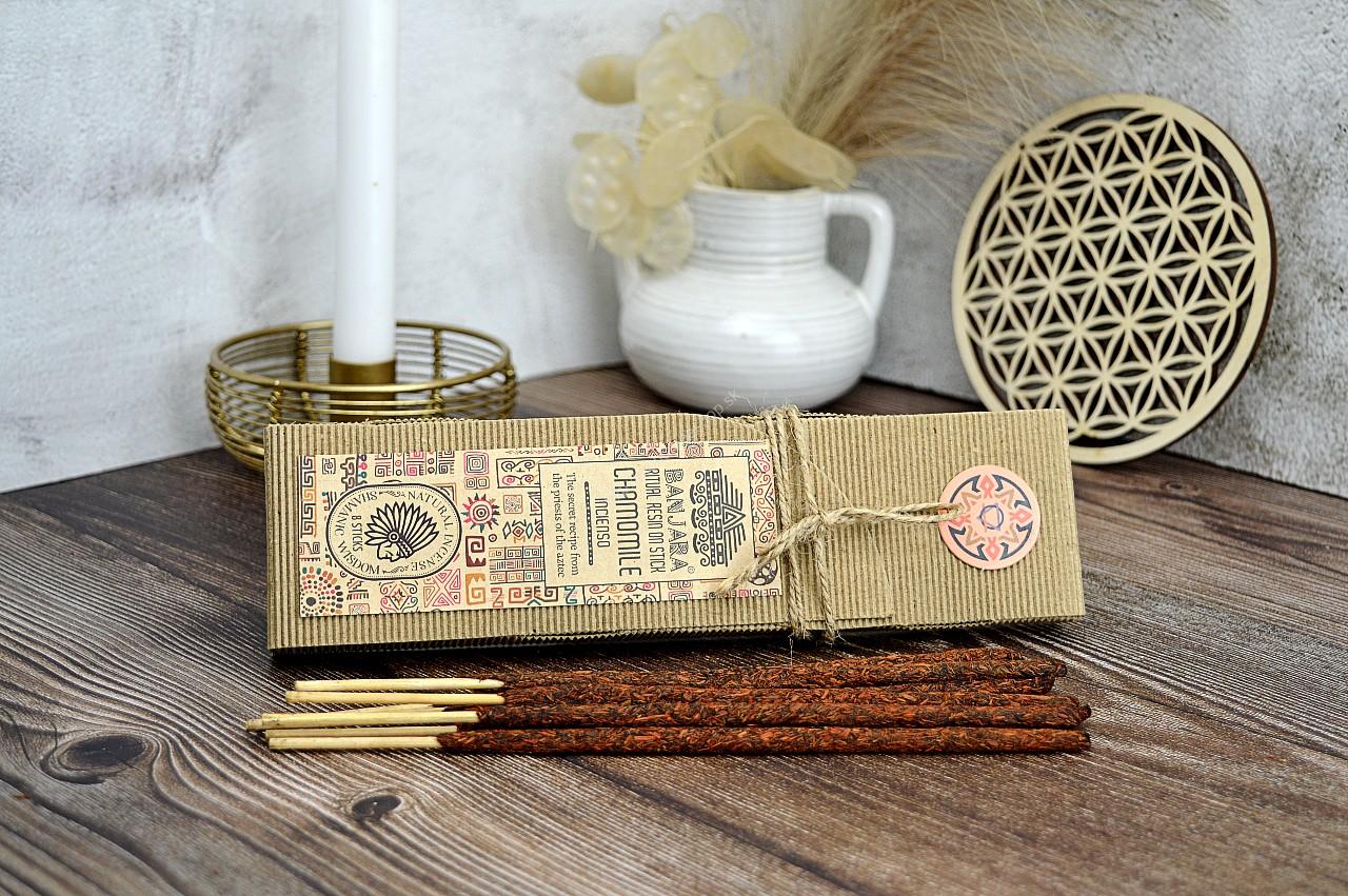 Prírodné dlho horiace Živicové vonné tyčinky BANJARA Rituálna edícia - KAMILKA