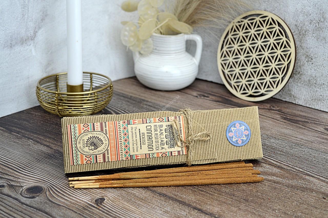 Prírodné dlho horiace Živicové vonné tyčinky BANJARA Rituálna edícia - ŠKORICA