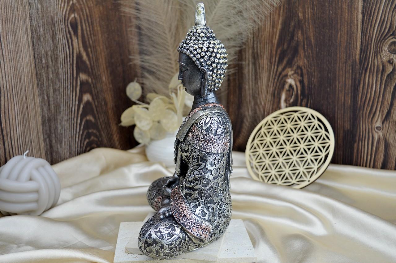 Soška BUDHA - meditujúci 25cm (živica) – Obrázok 3