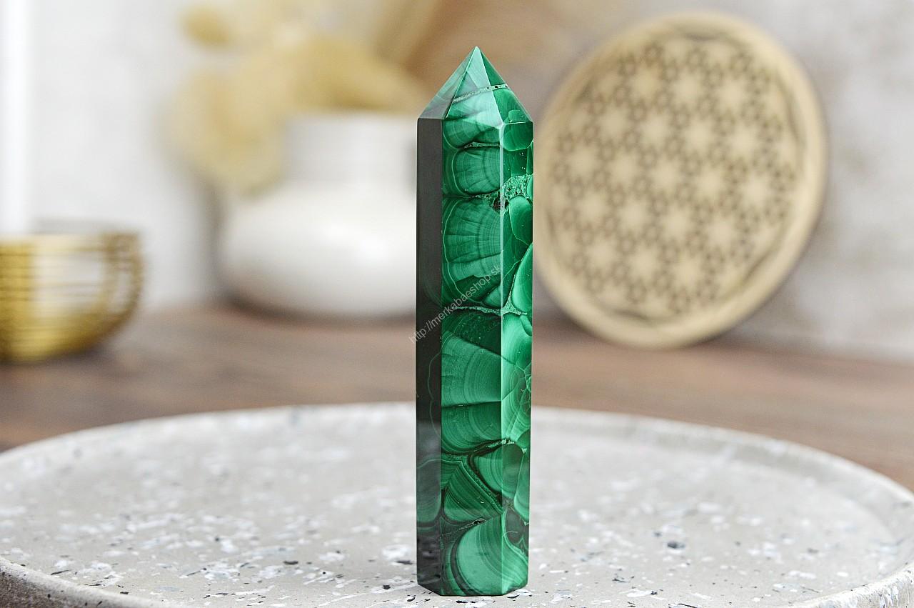 Obelisk MALACHIT #1 - Pohlcuje negatívne Energie a Jedy, Čistí Čakry, Otvára srdce, Ochrana, Premena