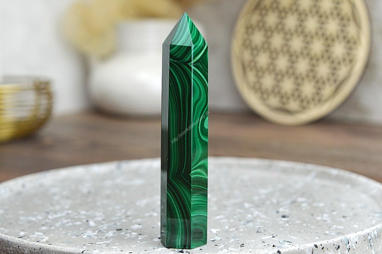 Obelisk MALACHIT #4 - Pohlcuje negatívne Energie a Jedy, Čistí Čakry, Otvára srdce, Ochrana, Premena