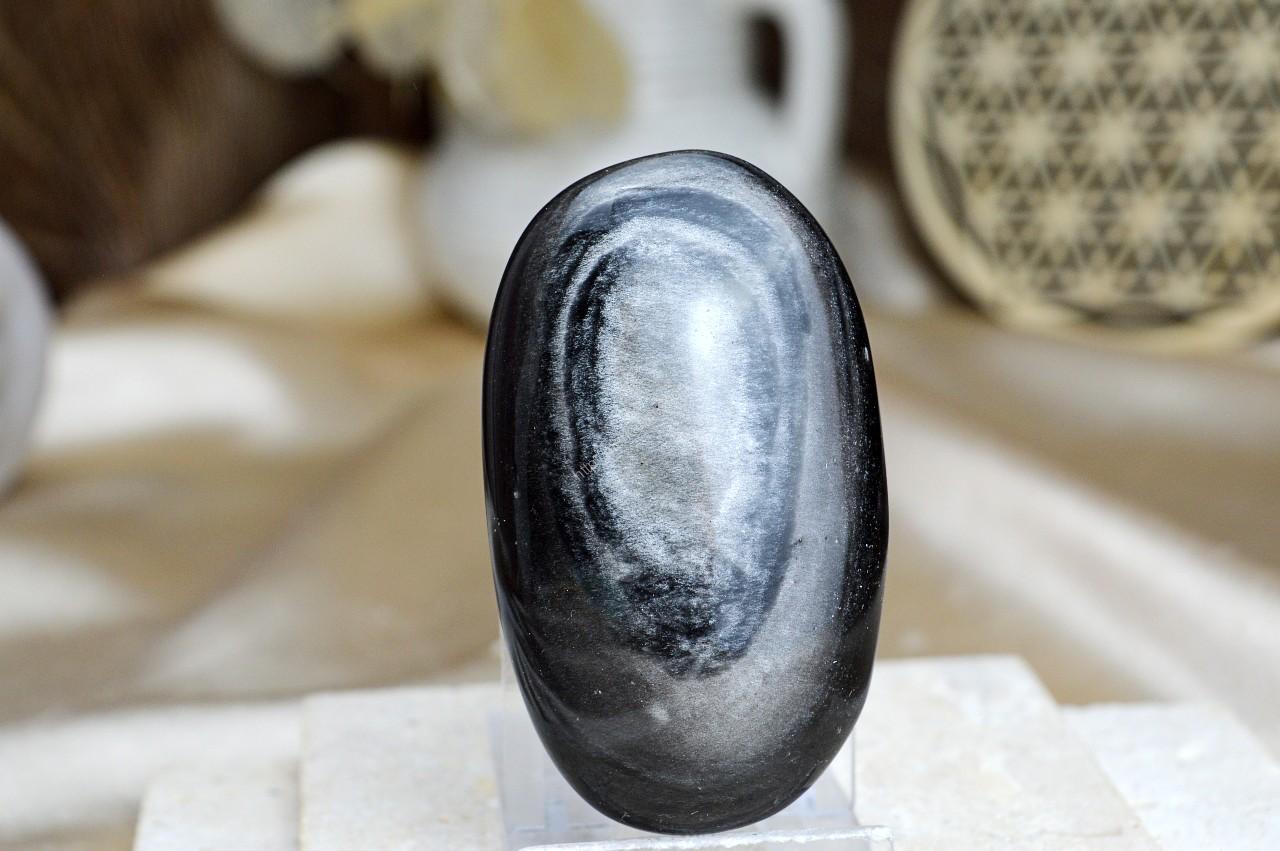 Obsidián Strieborný #6- kameň Manifestácie a Ochrany AAA kvalita