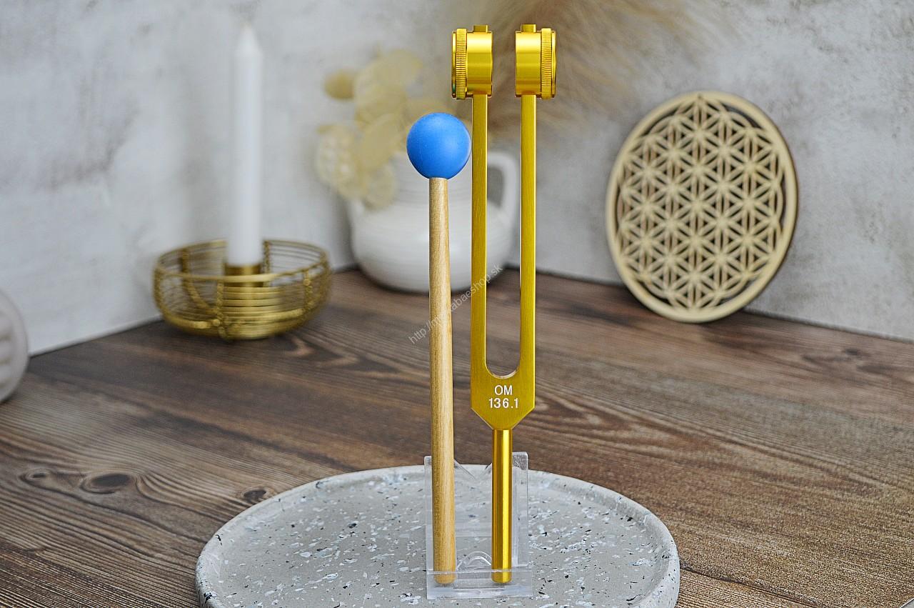 Terapeutická Ladička Kozmické ÓM 136,1HZ So Závažím Eloxovaný Hliník+ AKTIVÁTOR A OBAL (Uvoľnenie napätia a chrbtice, Odstraňuje disharmóniu, Čistí energetický systém)