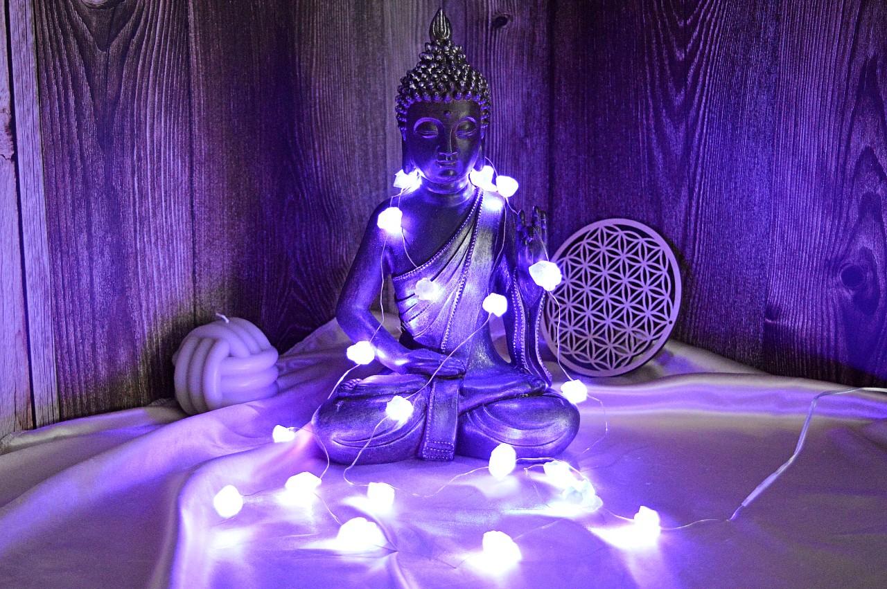 LED svetelná reťaz - surový AMETYST cca 19 kamienkov , 227cm