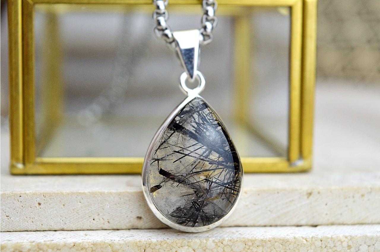 strieborný prívesok KRIŠTÁĽ S TURMALÍNOM Ag925/1000 #1– Silná Ochrana, Celková očista, Duševný vývoj, Odpustenie, Rozpustenie Blokád