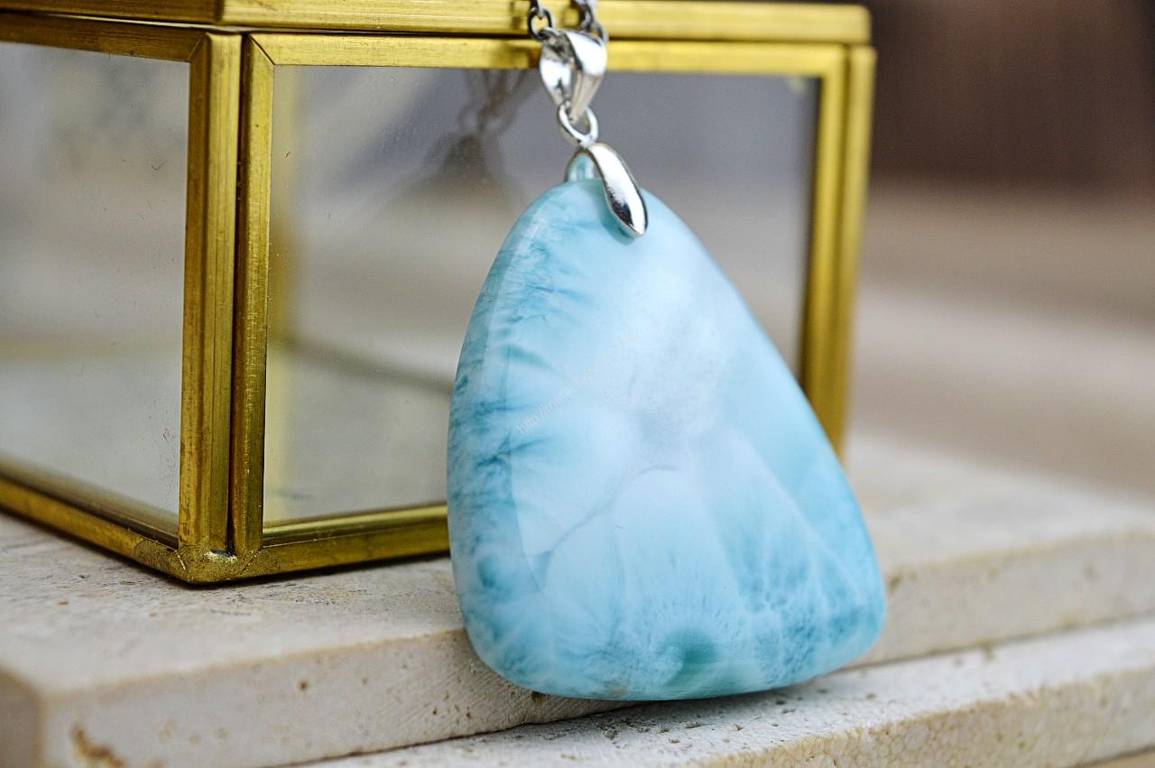 Strieborný Prívesok LARIMAR #7 - Energia Bohyne, Komunikácia, Upokojenie, Znižuje prejavy paniky a úzkosti – Obrázok 2