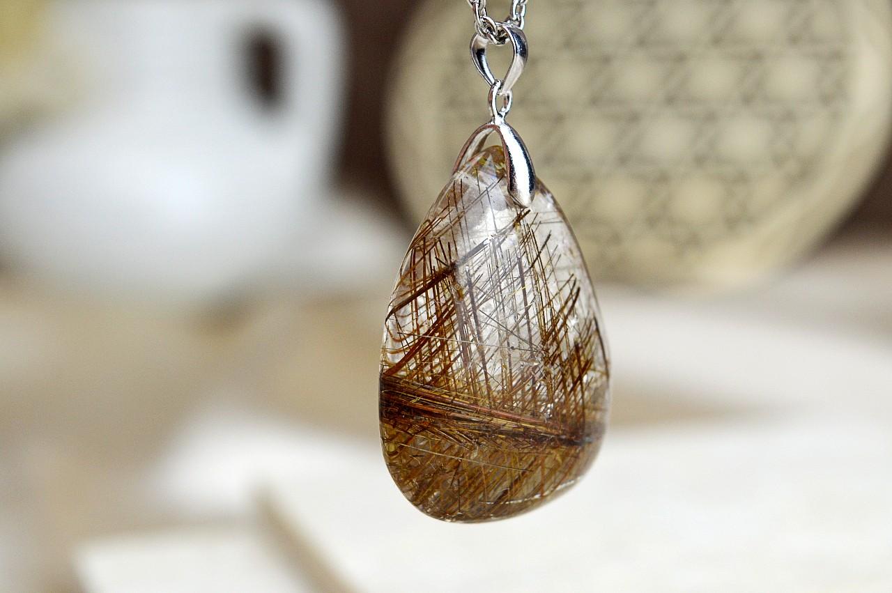 Strieborný prívesok SAGENIT/KRIŠTÁĽ S RUTILOM - Urýchlenie manifestácie, Ochrana, Intuícia, Pokoj EXTRA KVALITA – Obrázok 2