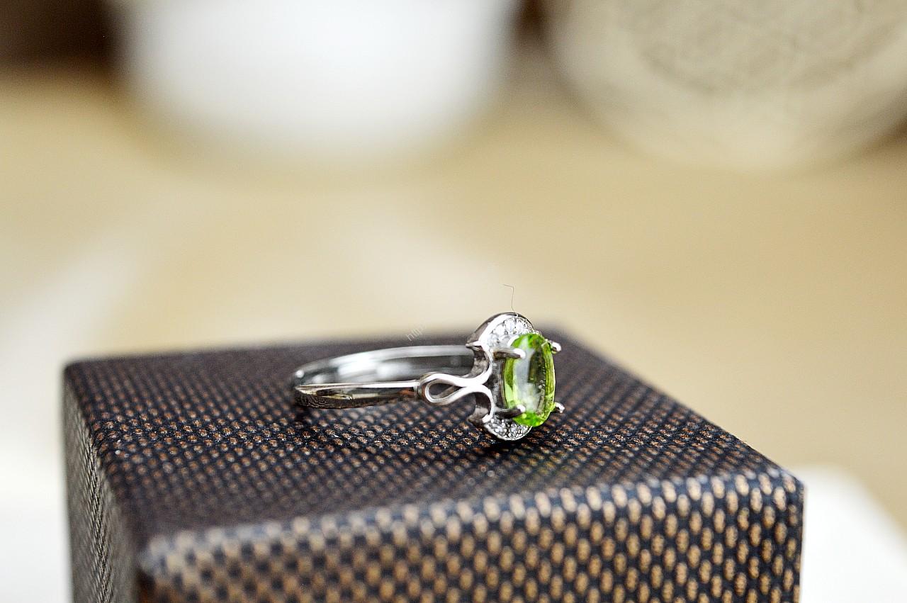 Strieborný prsteň OLIVÍN/PERIDOT #1 - Láska, Prosperita, Zdravie, Radosť, Otvorenie Srdca – Obrázok 3