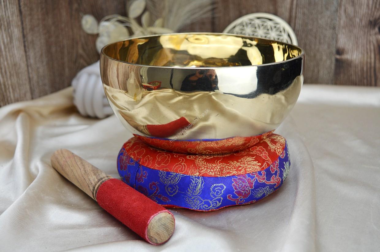 Leštená ručne tepaná Tibetská spievajúca miska 19 cm + gong a vankúšik