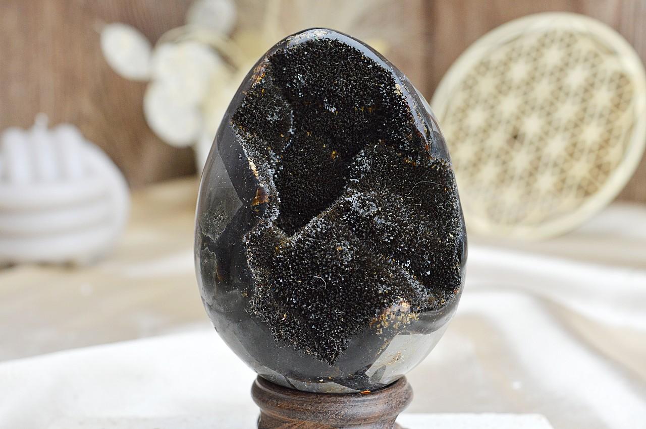 Geóda dračie vajce SEPTÁRIA #10 Odvaha, Sebaistota, Hojnosť, Ochrana, Premena, Uzemnenie, Solar plexus