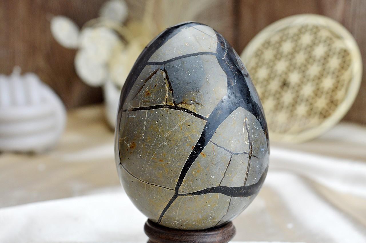 Geóda dračie vajce SEPTÁRIA #10 Odvaha, Sebaistota, Hojnosť, Ochrana, Premena, Uzemnenie, Solar plexus – Obrázok 3