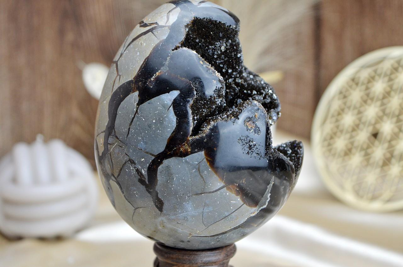 Geóda dračie vajce SEPTÁRIA #2 -1,52kg-Odvaha, Sebaistota, Hojnosť, Ochrana, Premena, Uzemnenie, Solar plexus – Obrázok 4