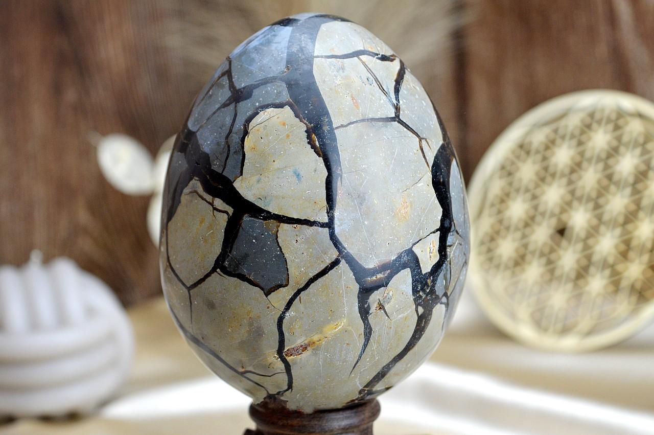 Geóda dračie vajce SEPTÁRIA #2 -1,52kg-Odvaha, Sebaistota, Hojnosť, Ochrana, Premena, Uzemnenie, Solar plexus – Obrázok 5