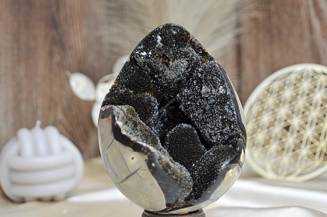 Geóda dračie vajce SEPTÁRIA #4 -1,23kg-Odvaha, Sebaistota, Hojnosť, Ochrana, Premena, Uzemnenie, Solar plexus – Obrázok 3