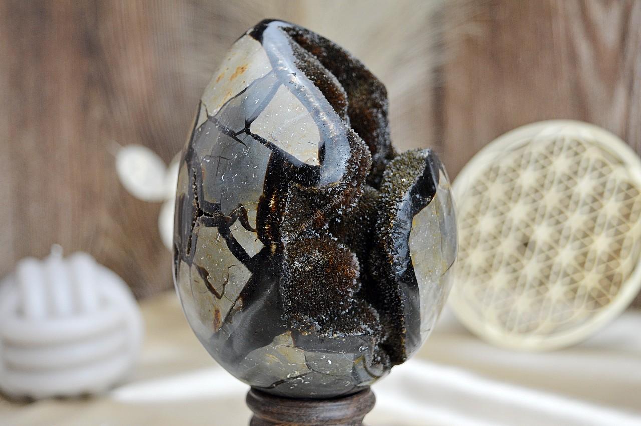 Geóda dračie vajce SEPTÁRIA #5 -1,23kg-Odvaha, Sebaistota, Hojnosť, Ochrana, Premena, Uzemnenie, Solar plexus