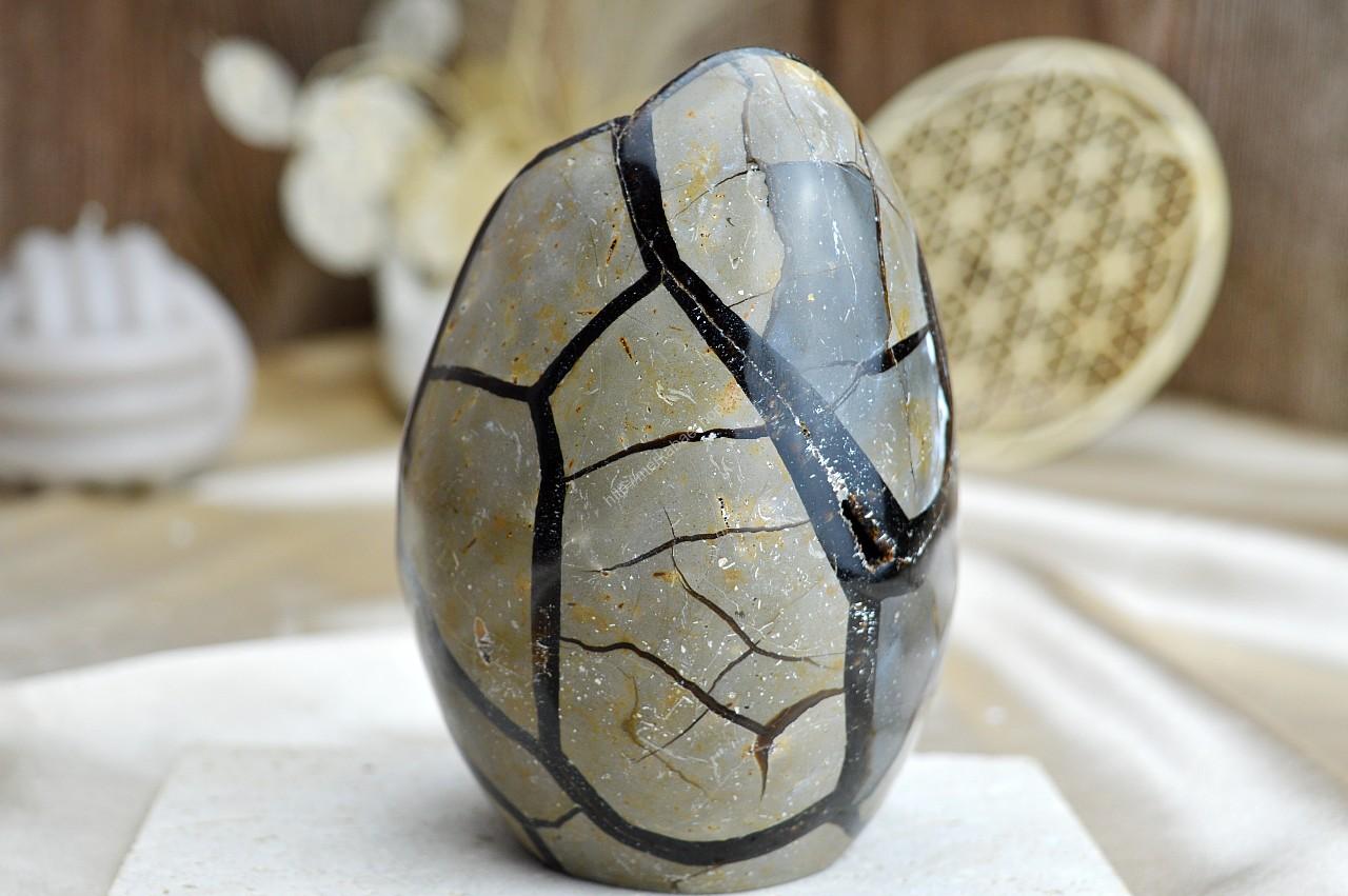 Geóda dračie vajce SEPTÁRIA #6 -1,07kg-Odvaha, Sebaistota, Hojnosť, Ochrana, Premena, Uzemnenie, Solar plexus – Obrázok 3