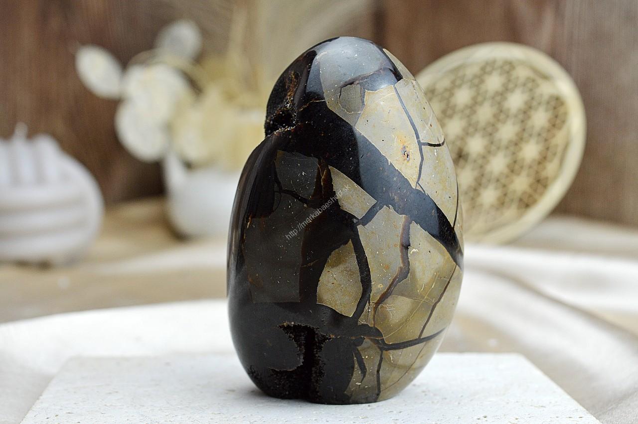 Geóda dračie vajce SEPTÁRIA #8 Odvaha, Sebaistota, Hojnosť, Ochrana, Premena, Uzemnenie, Solar plexus – Obrázok 3