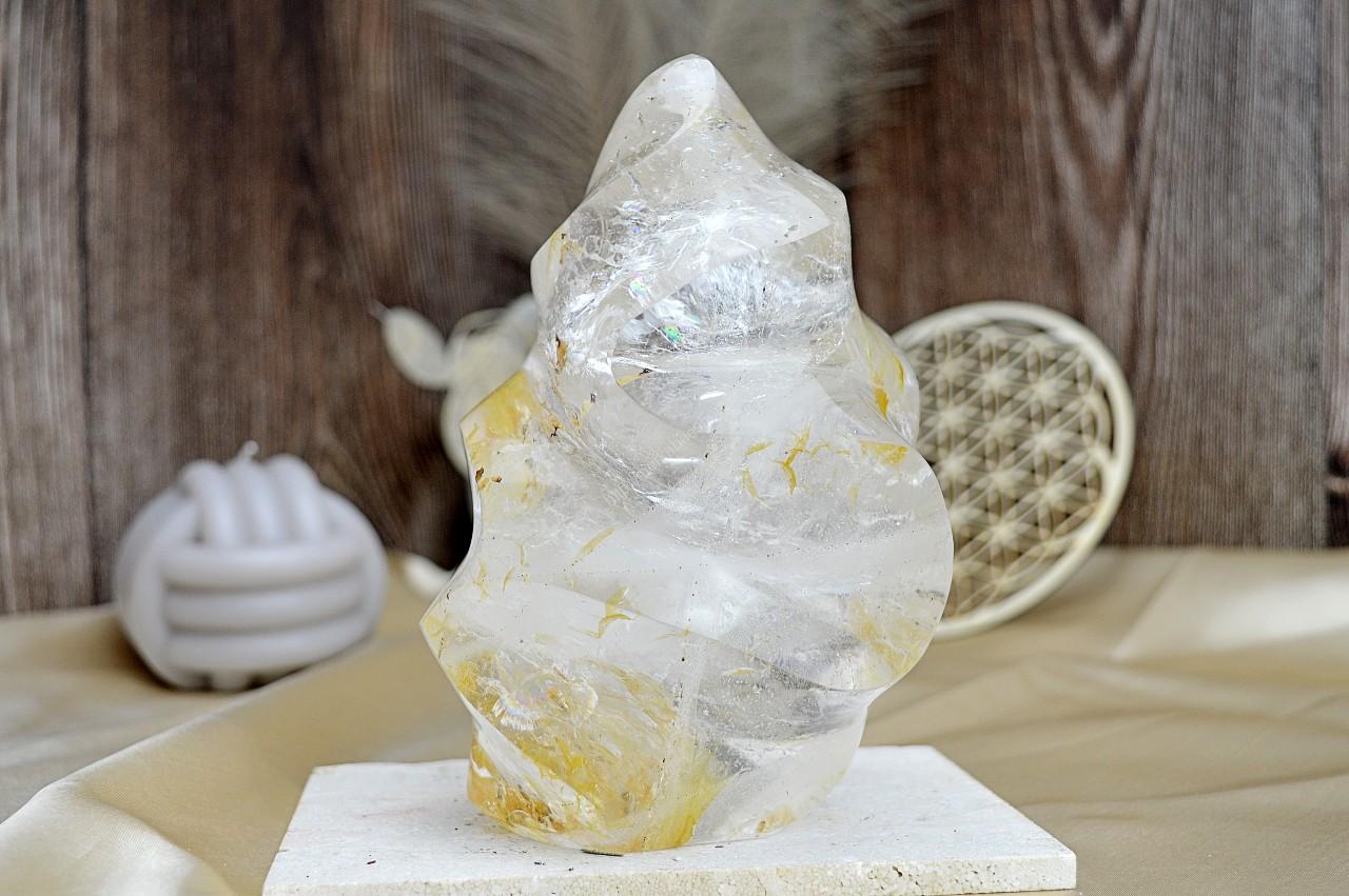 Dúhový KRIŠTÁĽOVÝ Vesmírny Plameň s Inklúziou HEMATITU1,67kg #1 Sila, Ochrana, Manifestácia, Meditácia