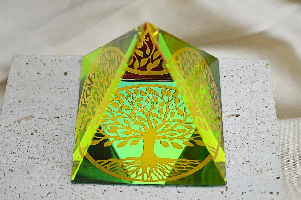 Pyramída STROM ŽIVOTA 8x8cm – Obrázok 2