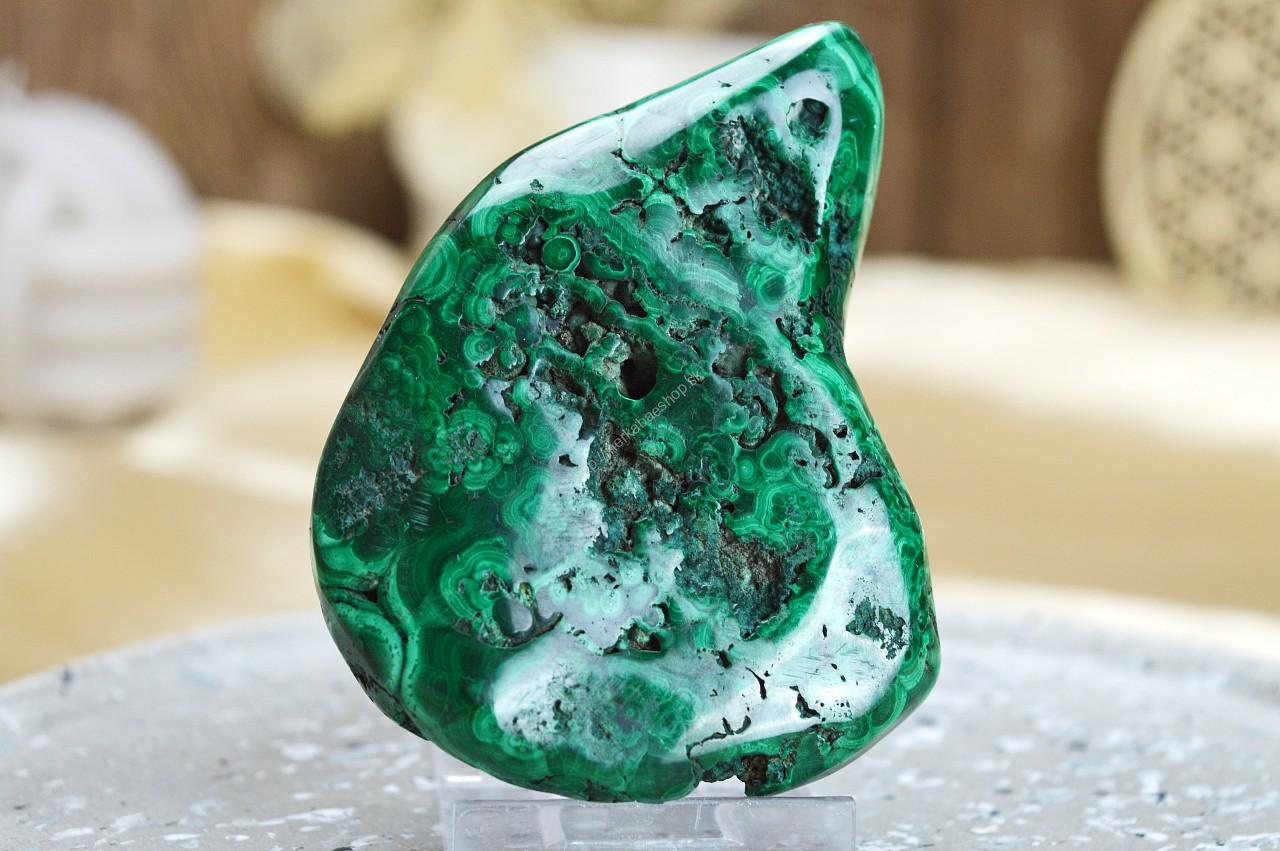 FREE FORM MALACHIT #2 - Pohlcuje negatívne Energie a Jedy, Čistí Čakry, Otvára srdce, Ochrana, Premena – Obrázok 3