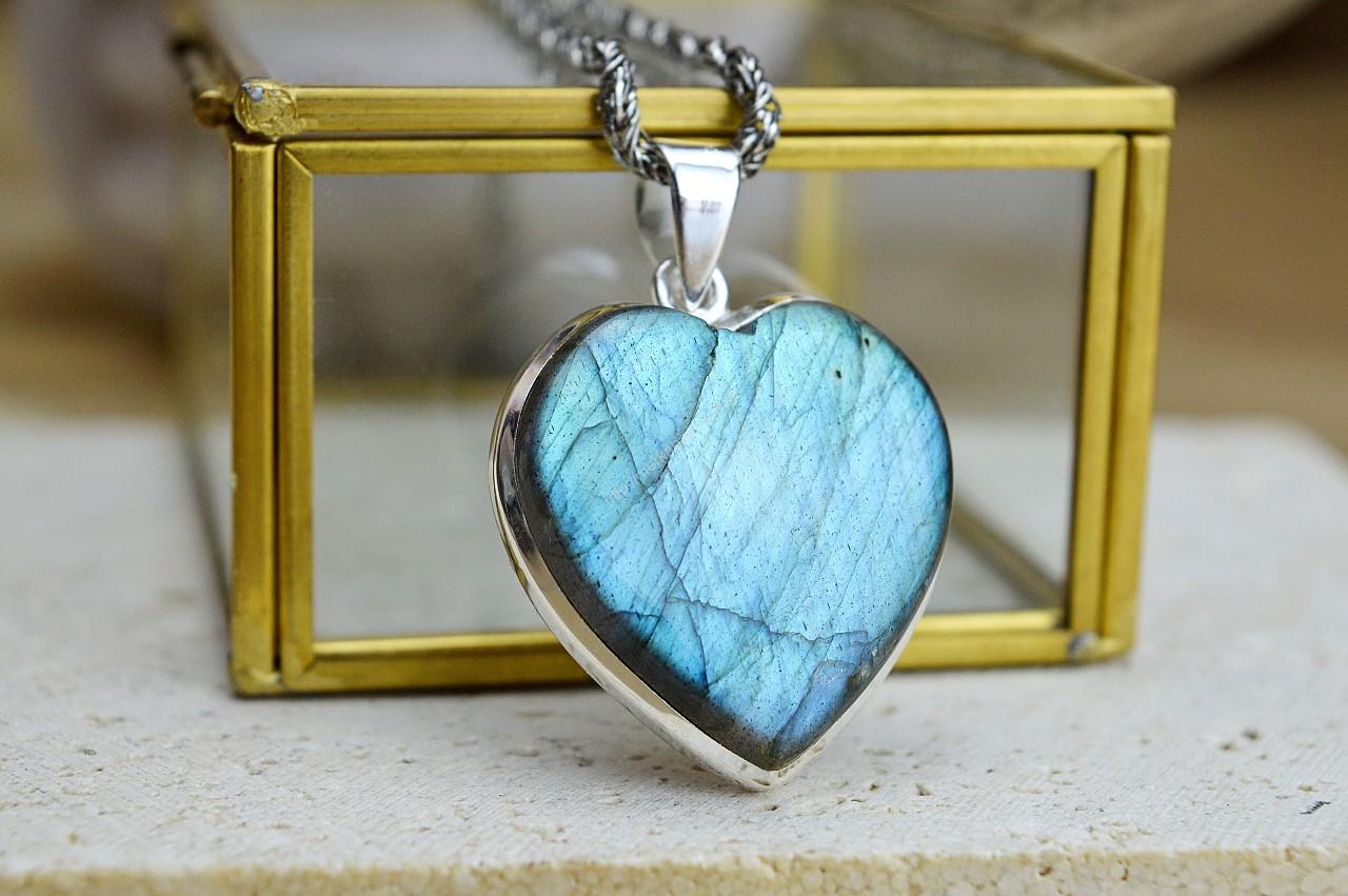 prívesok LABRADORIT AG 925 na kožke #1- Intuícia, Ochrana, Premena, Napredovanie, Prekonanie prekážok