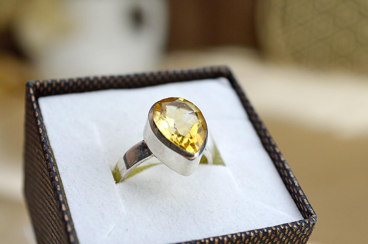 Strieborný prsteň CITRÍN briliant #2- Hojnosť, Radosť, Šťastie, Zdravé trávenie, Znižuje Strach a Obavy