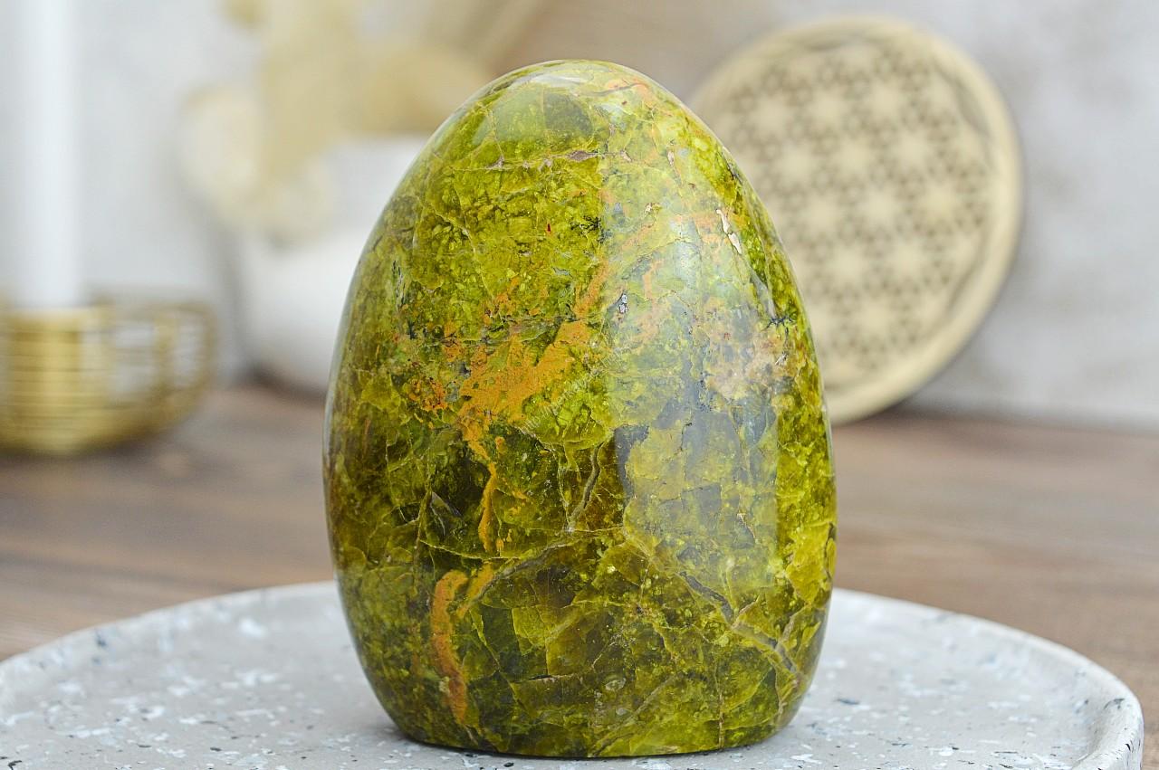 Free Form OPÁL ZELENÝ/Machový #2 -Mladosť, Radosť, Pokoj, Láska, Otvorenosť, Rovnováha