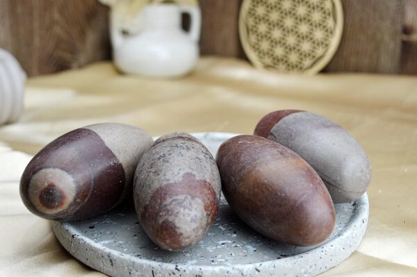 SHIVA LINGAM #10-11cm - Rovnováha, Prebudenie kundaliny, Nové začiatky, Plodnosť