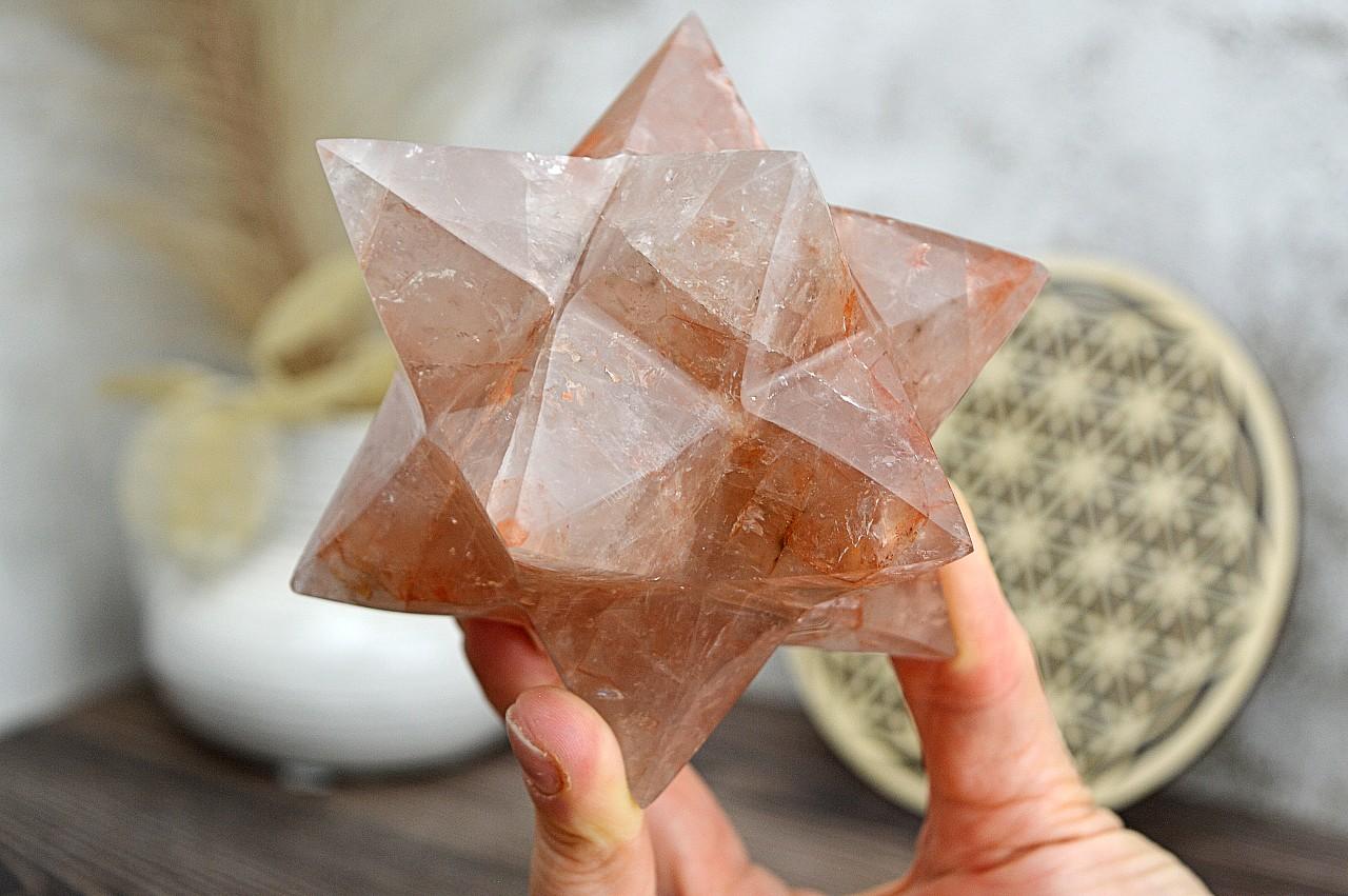 Dvojitá MERKABA KRIŠTÁĽ S HEMATITOM 12 cm #1- Ochrana, Symbol Rovnováhy a vyššieho Vedomia – Obrázok 4