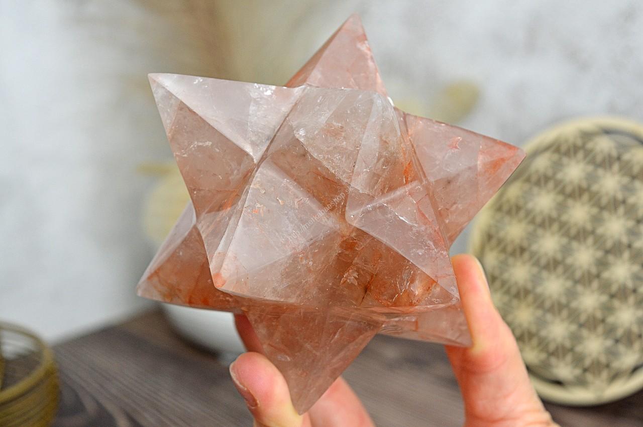 Dvojitá MERKABA KRIŠTÁĽ S HEMATITOM 12 cm #1- Ochrana, Symbol Rovnováhy a vyššieho Vedomia