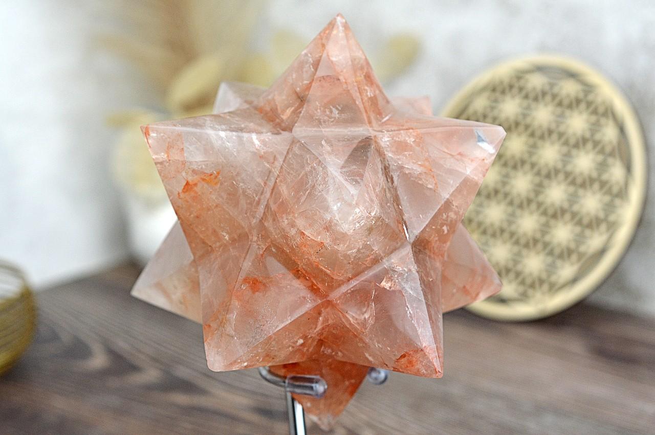 Dvojitá MERKABA KRIŠTÁĽ S HEMATITOM 12 cm #1- Ochrana, Symbol Rovnováhy a vyššieho Vedomia