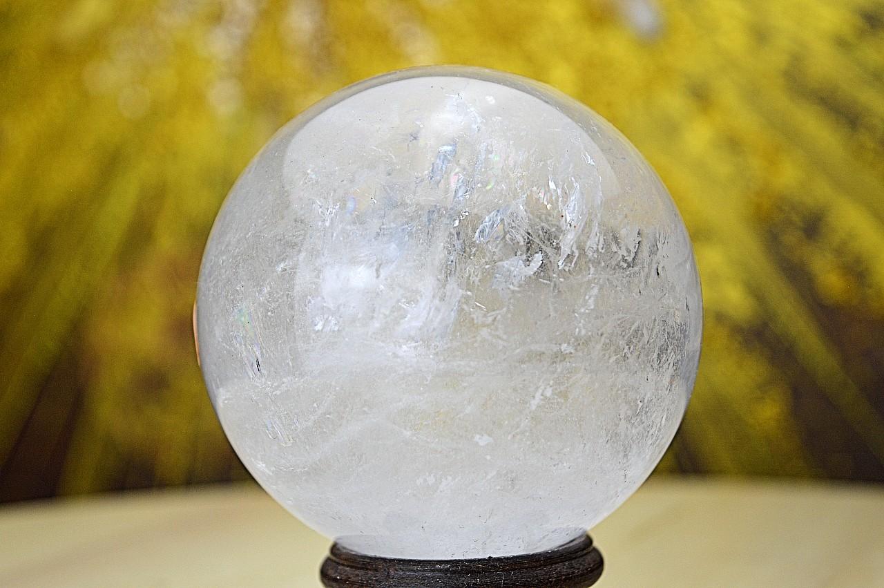 prírodná KRIŠTÁĽOVÁ GUĽA #5 - 6,4 cm - Harmónia, Svetlo na Zemi, Majster liečiteľ, Manifestovanie, Sila, Energia EXTRA KVALITA – Obrázok 3