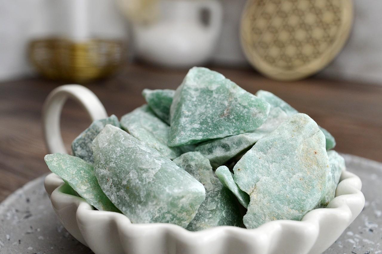 Surový AVANTURÍN ZELENÝ #L- Šťastie, Hojnosť, Srdce, Vitalita, Zdravie