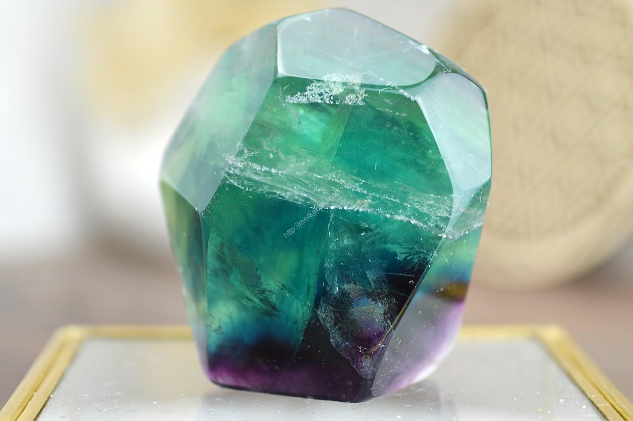 Diamant FLUORIT DÚHOVÝ #3 - Sústredenie, Pamäť, Intuícia, Ochrana, Božskosť, Dosiahnutie cieľov - Extra Kvalita