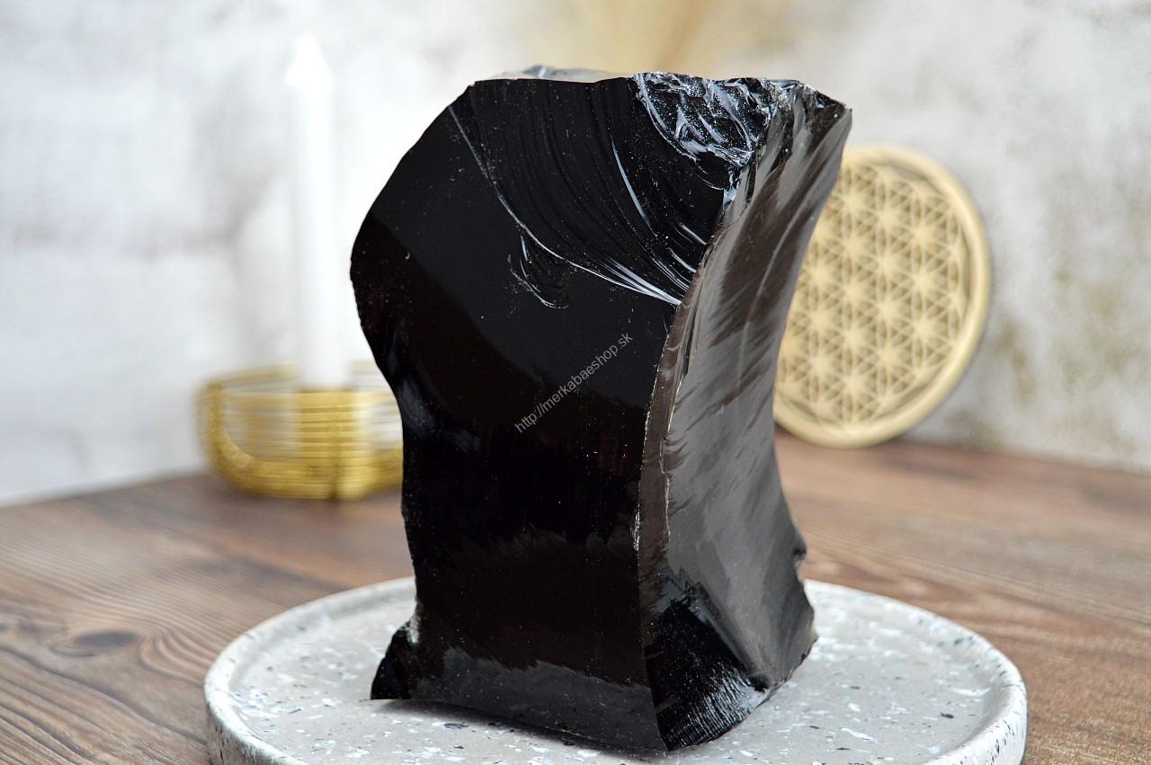 Surový OBSIDIÁN ČIERNY #3 - 1,92kg -Ochrana, Prijatie, Uzemnenie, Očista, Obnovenie energie čakier