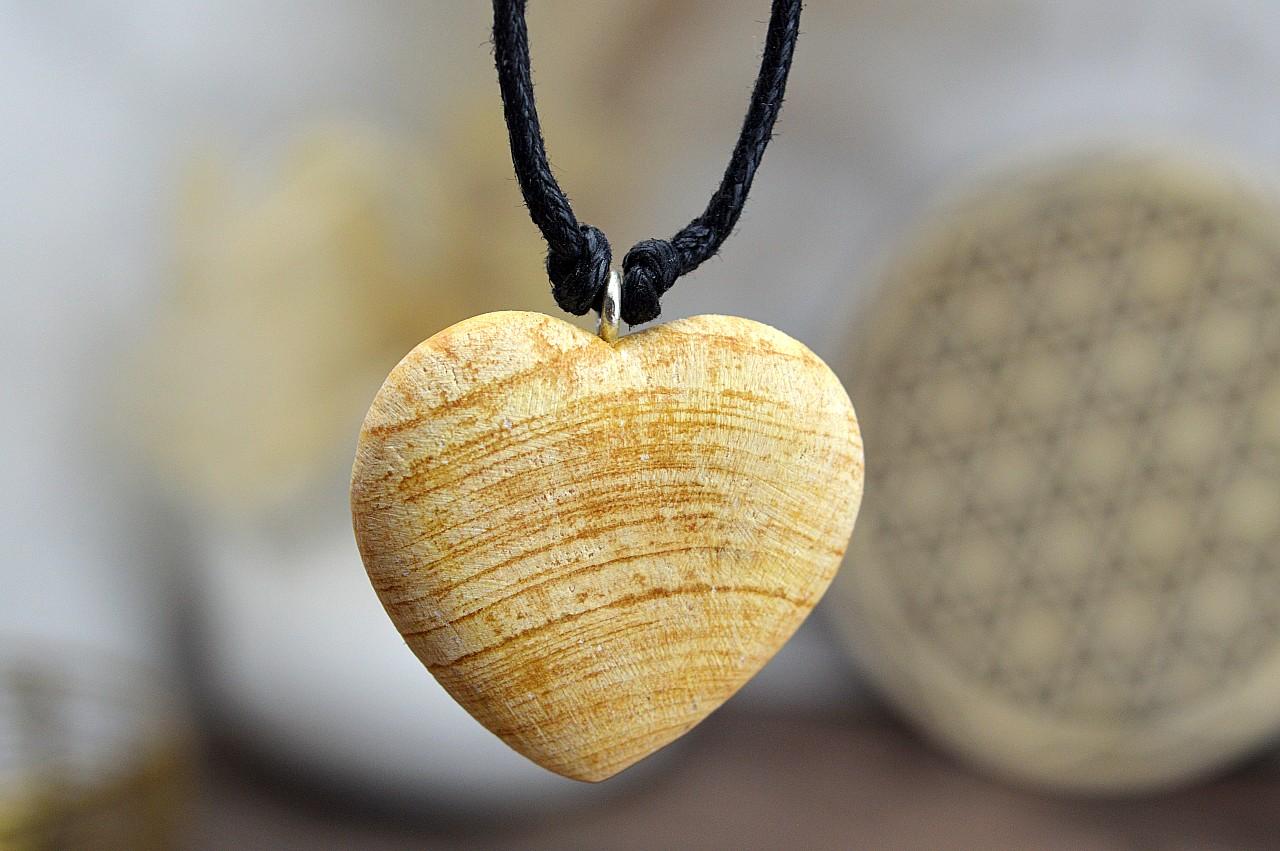 Náhrdelník Srdiečko PALO SANTO