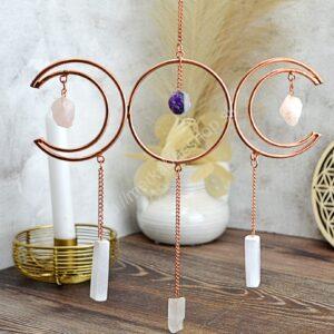 závesný medený žiarič VYROVNANIA ENERGIE "Zlatý Trojuholník" - Krištáľ, Ruženin, Ametyst, Selenit a Trojitý Mesiac