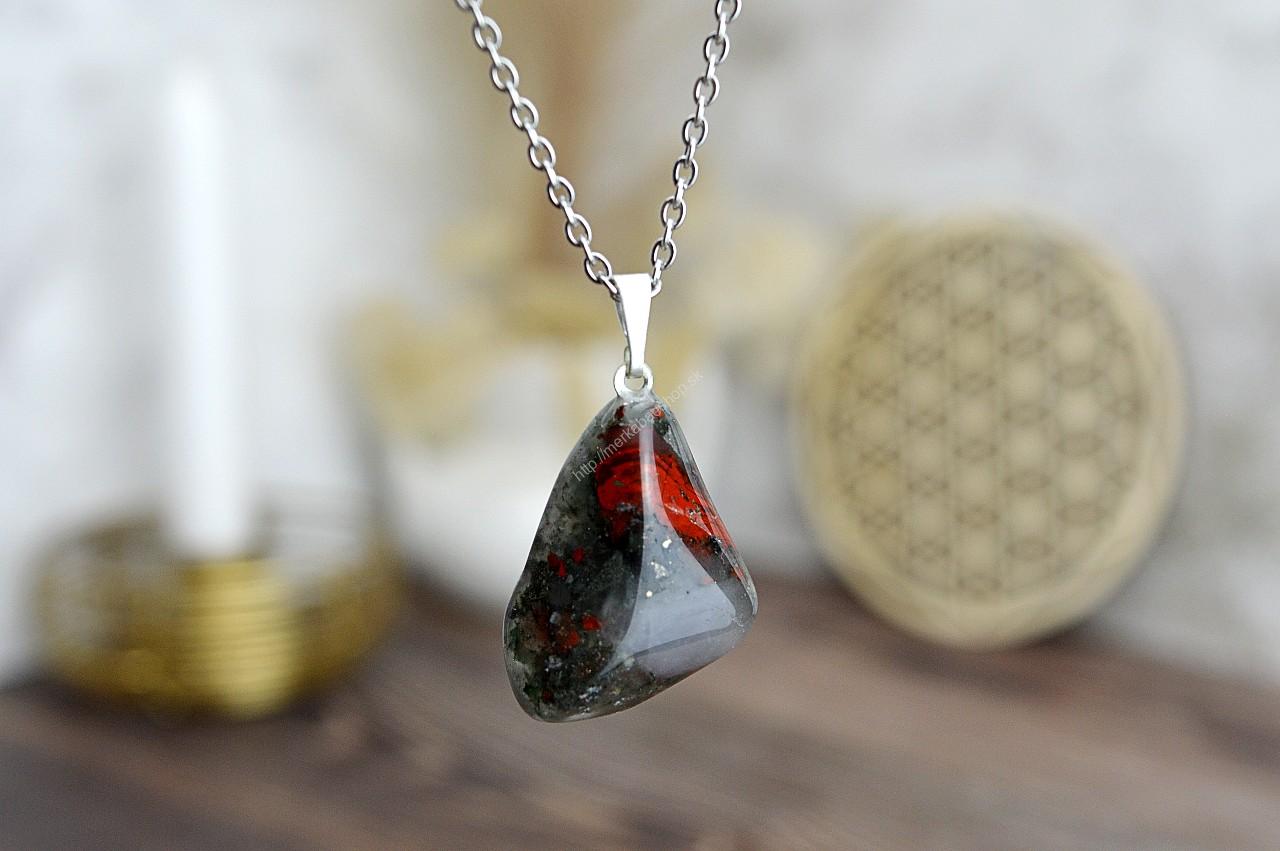 prívesok HELIOTROP + kožka – Sila, Odvaha, Očista, Uzemnenie, Spirituálna Komunikácia, Rozptýlenie Negativity