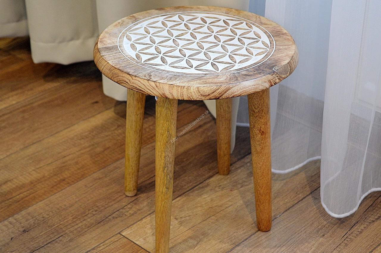 Príručný stolík vyrobený z masívneho Mangovníkového dreva -KVET ŽIVOTA