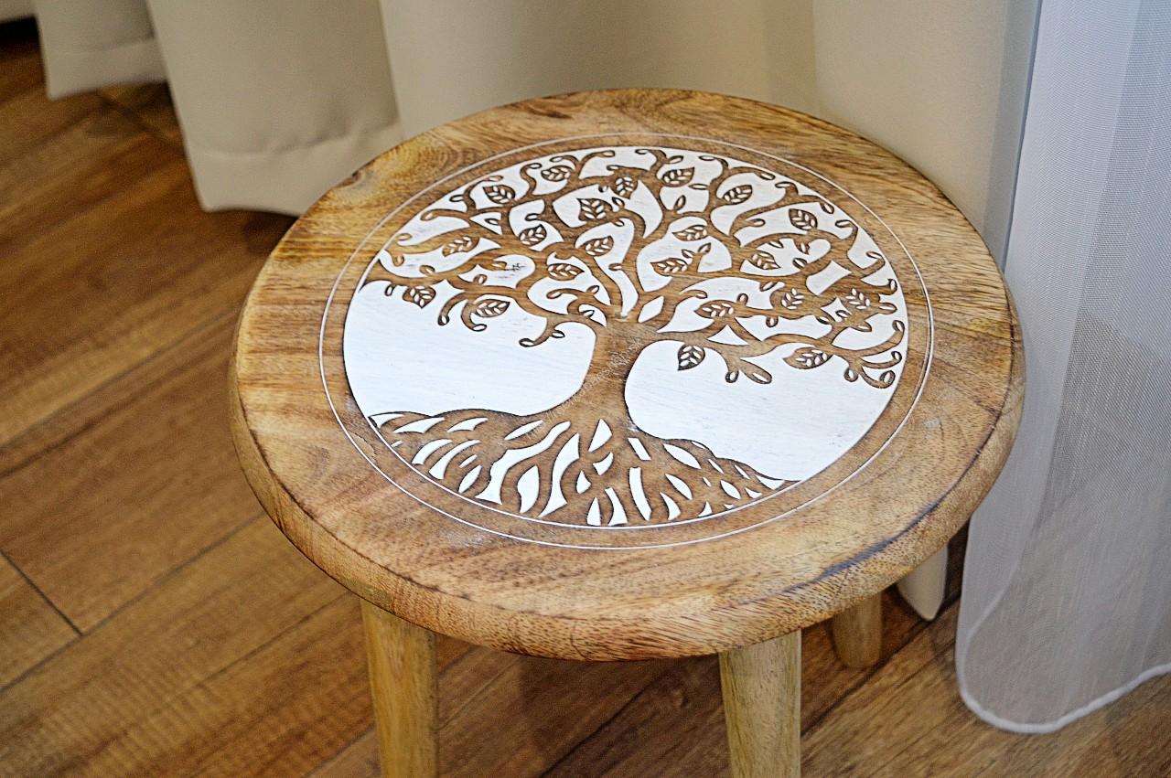 Príručný stolík vyrobený z masívneho Mangovníkového dreva - STROM ŽIVOTA – Obrázok 2