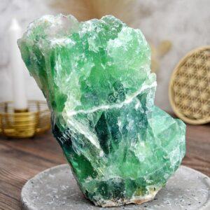 Surový Dúhový FLUORIT #1 -2,77kg- Sústredenie, Pamäť, Intuícia, Ochrana, Božskosť, Dosiahnutie cieľov