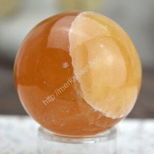 Guľa KALCIT MEDOVÝ #3 - Sebaistota, Odvaha, Očista, Anjeli, Radosť