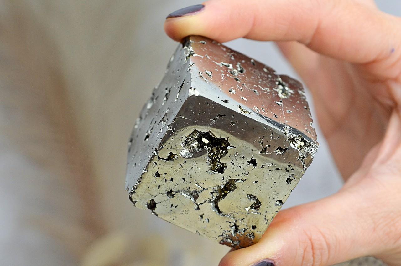 Prírodná kocka Hojnosti, Ochrany a Šťastia PYRIT #2 - 4cm - Extra kvalita