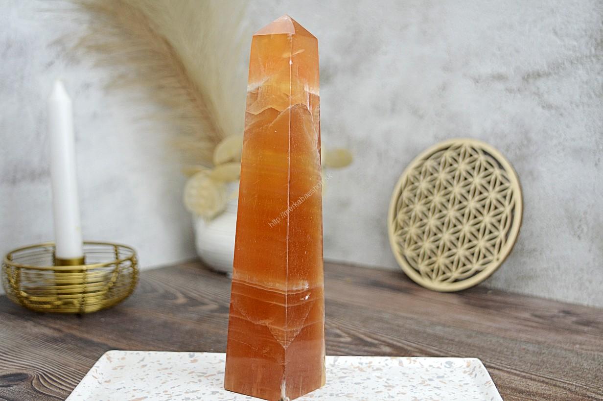 Obelisk  KALCIT Medový #1 - Sebaistota, Odvaha, Očista, Anjeli, Radosť 21cm