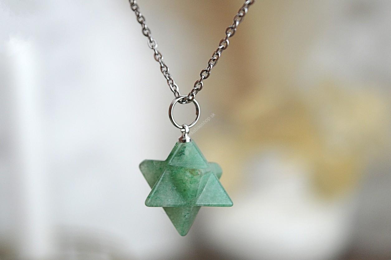 Prívesok MERKABA AVANTURÍN + kožka #malá- Ochrana, Šťastie, Hojnosť, Srdce, Vitalita, Zdravie