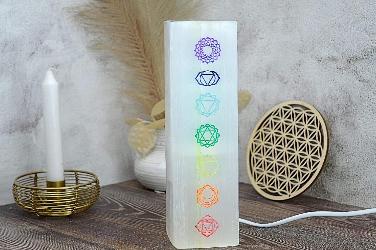 Vysokovibračná El. lampa zo SELENITU # 7 ČAKIER (230V) - EXTRA KVALITA – Obrázok 3